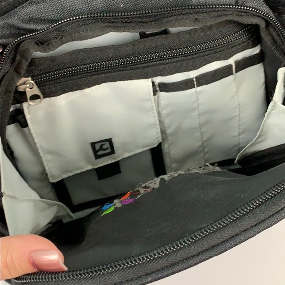 **SOLD Mastermind Backpack 17" Laptop Computer Bag - Picture 7 of 8